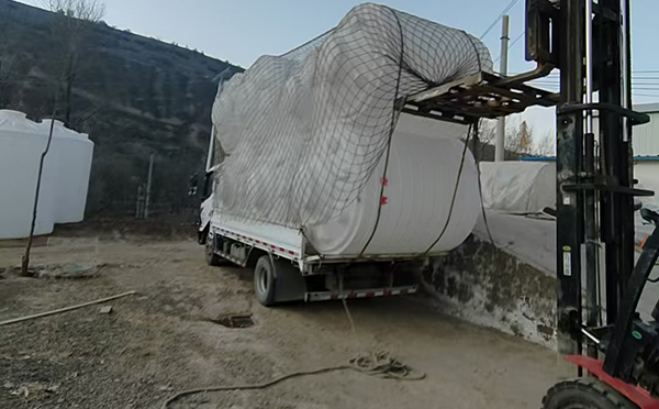 崇信塑料桶批量交付案例：满足多行业高标容器需求的一站式解决方案